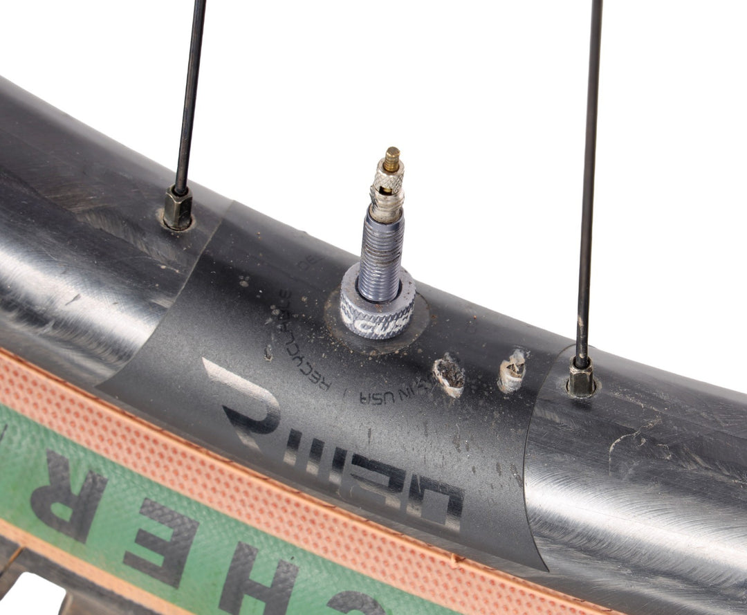 Revel W30 29" Tubeless Carbon Disc MTB Wheelset Industry 9 Hydra Shimano 12s MS