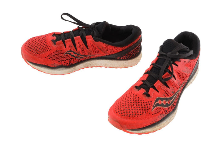 Saucony Freedom ISO2 Running Shoes US Men 9 Red/Black Trainer PR Comfort Support