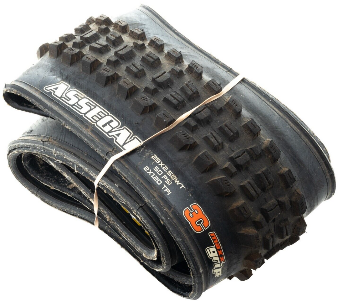 Maxxis Assegai Tubeless Mountain Bike Tire 29 x 2.5 3C Maxx Grip DD 2x 120 TPI