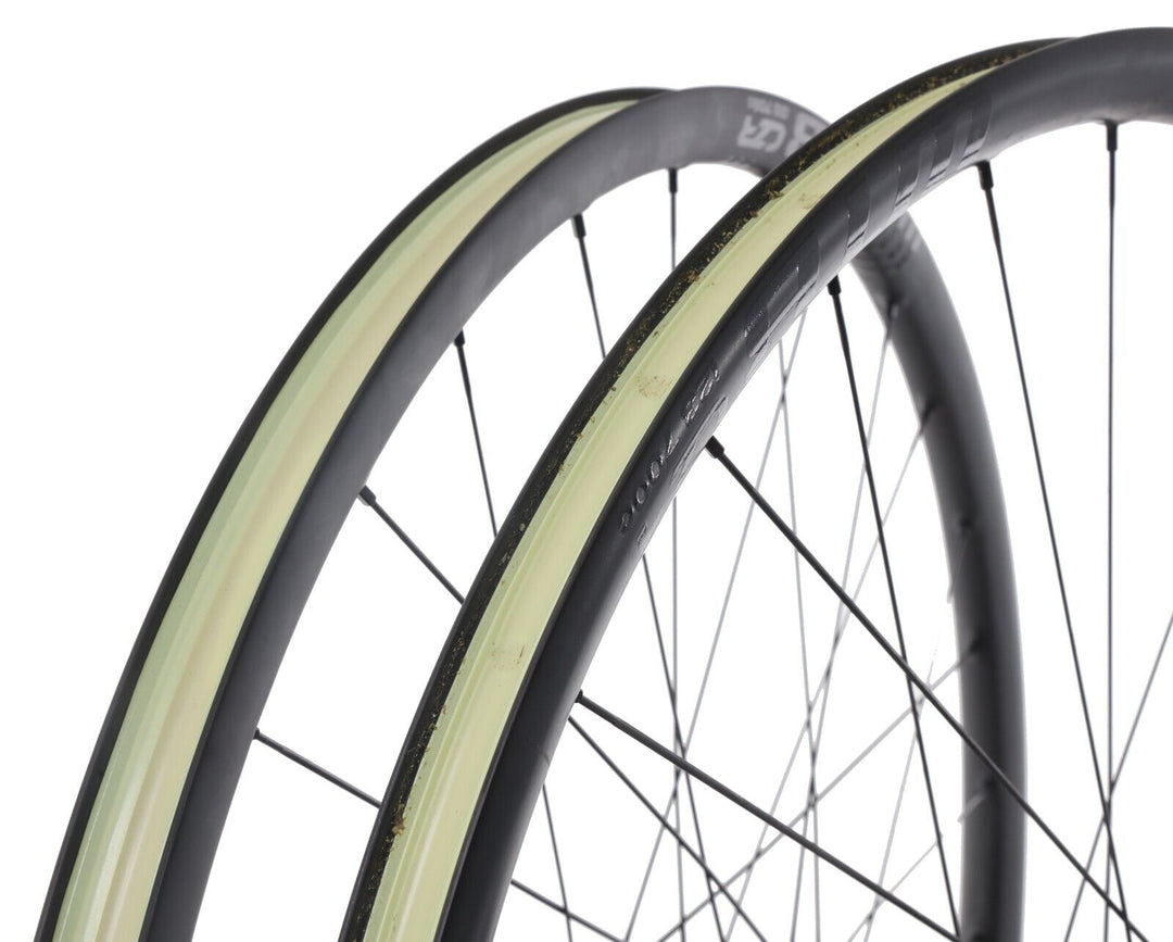 WTB CZR i23 Carbon Disc Tubeless 11 Spd Gravel Wheelset 700c 6 Bolt Road Race CX