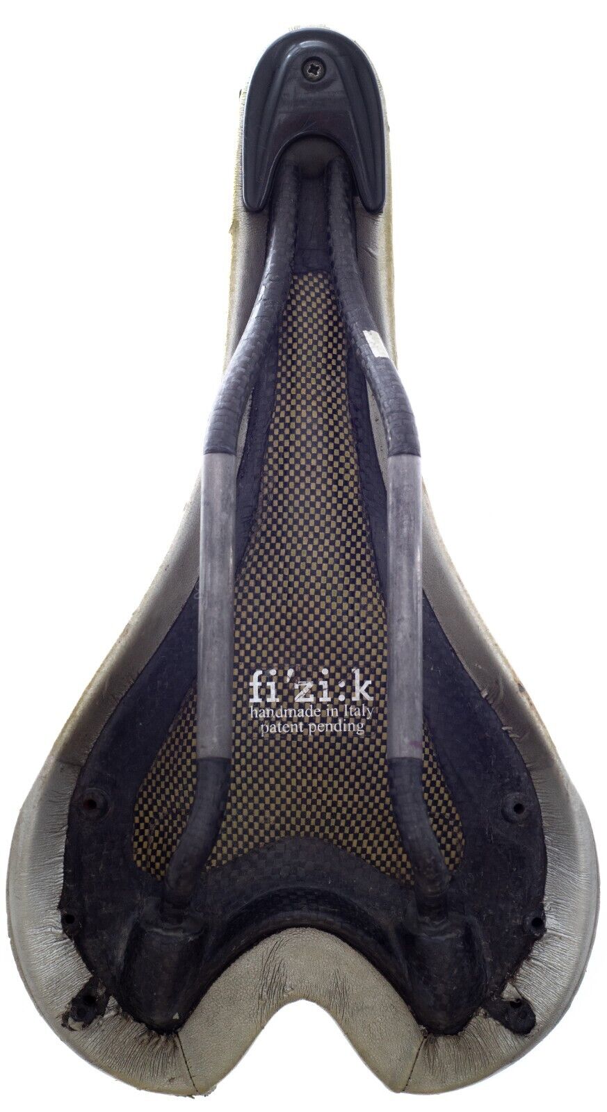 Fizik Aliante Bike Saddle 142mm 7 x 7mm Carbon Rail Road Mountain Gravel 174g