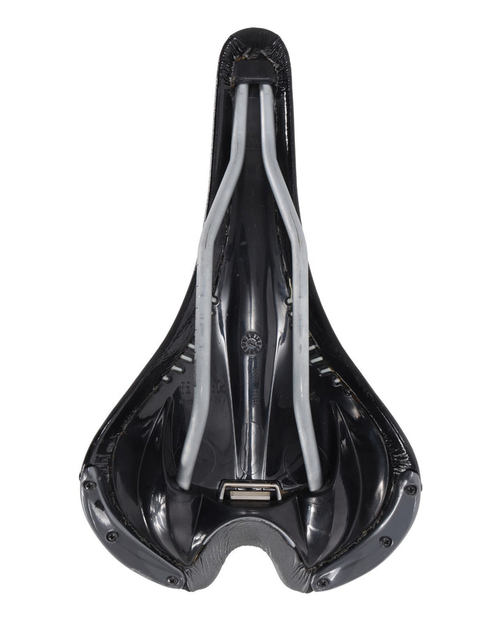 Fizik Vesta Women Road Mountain Bike Saddle 150mm BLACK 7 x 7mm Manganese Rail