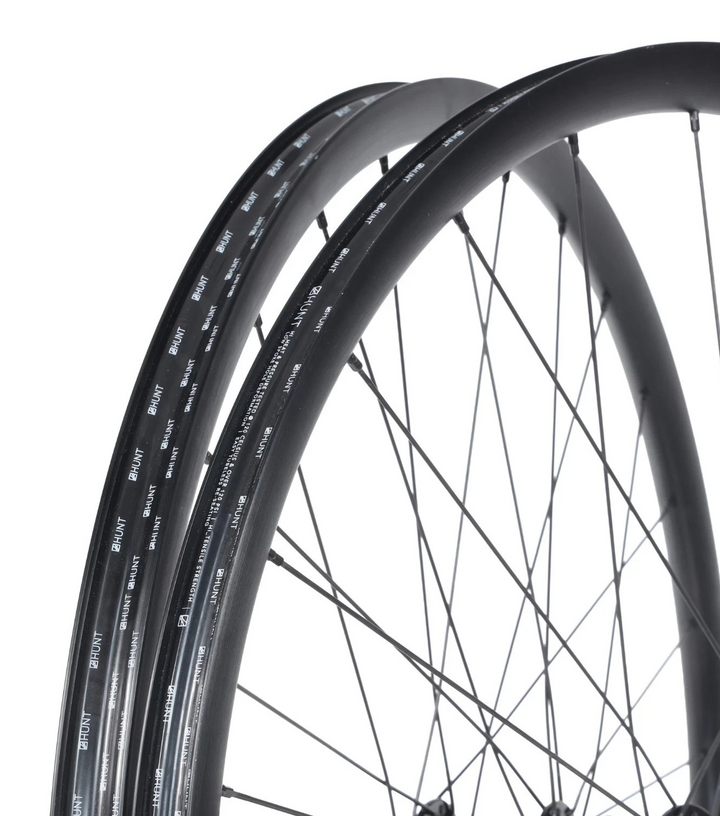 HUNT 4 Season All-Road Disc Alloy Gravel Wheelset Tubeless CL Shimano 11 Sp 700c