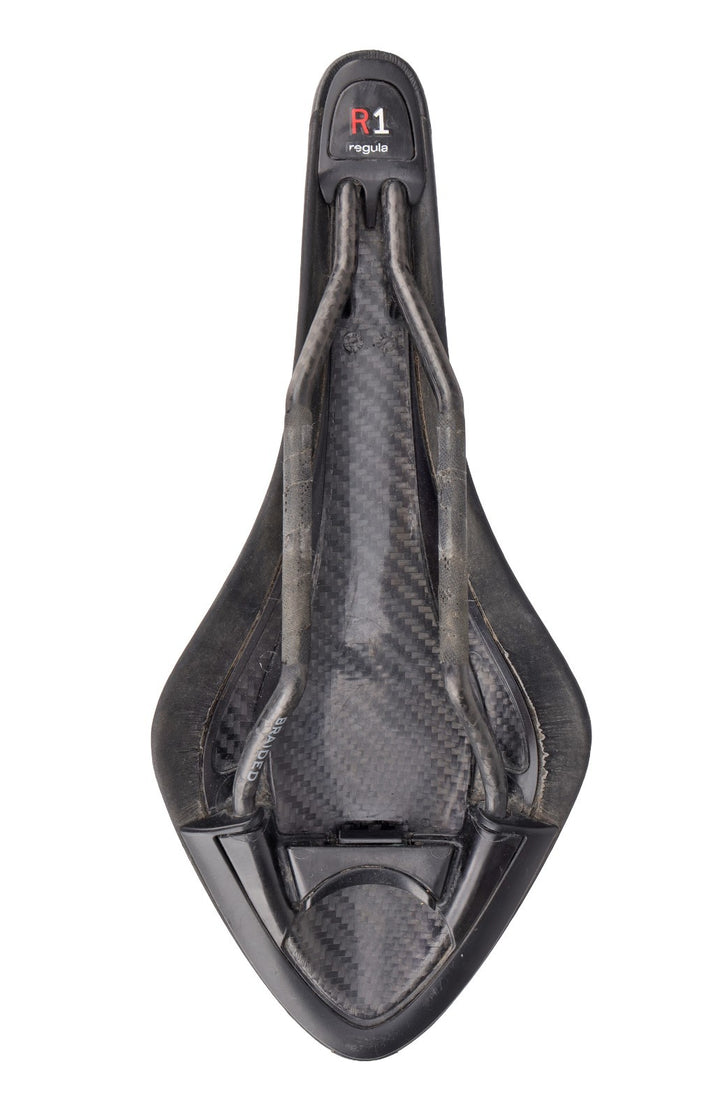 Fizik Arione R1 Regular Carbon Road Bike Saddle 124mm 8x 10mm Braided Rail BLACK