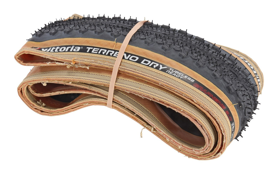 Vittoria Terreno Dry G2.0 Tubeless Gravel Bike Tire 700 x 38c Tan Wall CX Road