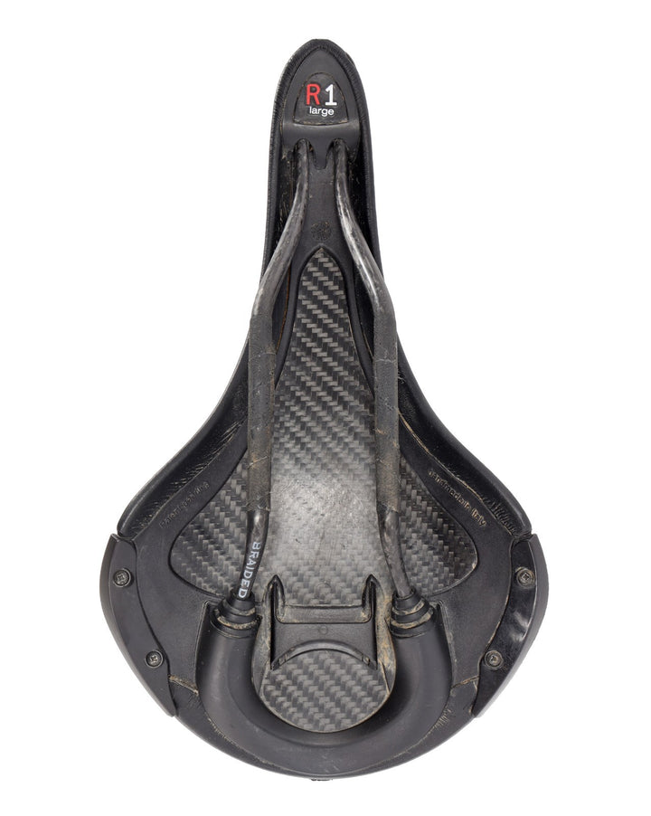 Fizik Aliante R1 Large 154mm Carbon Road Bike Saddle 8 x 10mm Rails Gravel MTB