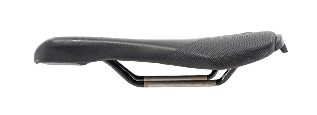 Bontrager Paradigm Road Bike Saddle 143mm Chromo 7x 7mm Rails Gravel MTB