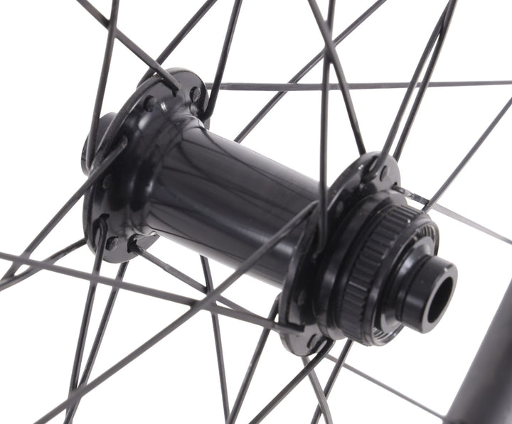 Aerus 35 Carbon Tubeless Disc Gravel Bike CL Disc Wheelset 700c Shimano 11 Spd