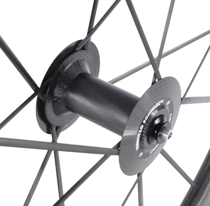 Lightweight Fernweg C Carbon Clincher Road Bike Wheelset 12/13s XDR 700c Rim QR