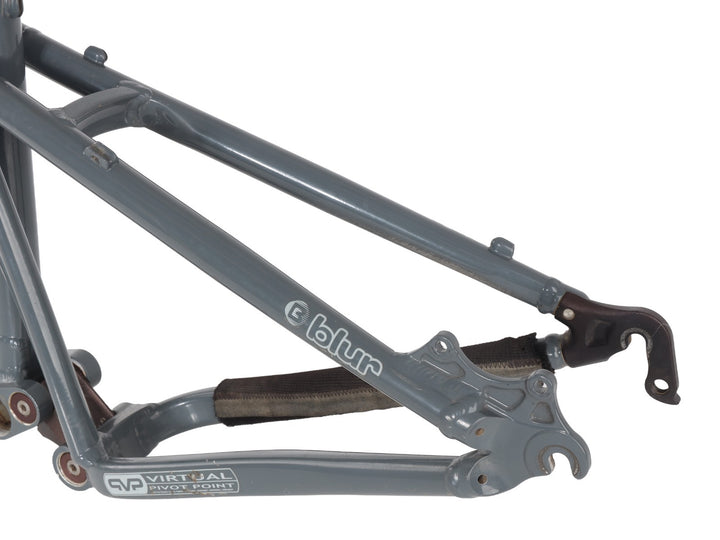 Santa Cruz Blur.1 Classic Alloy Mtn Bike Frame 26" MD Grey Fox Float RP3 XC 2005
