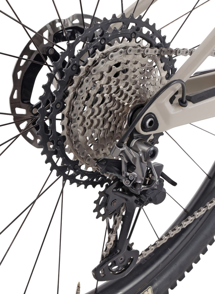 Canyon Lux Trail CF 7 Carbon XTR/XT 29" XC Mtn Bike MED Shimano 12s Factory 2023