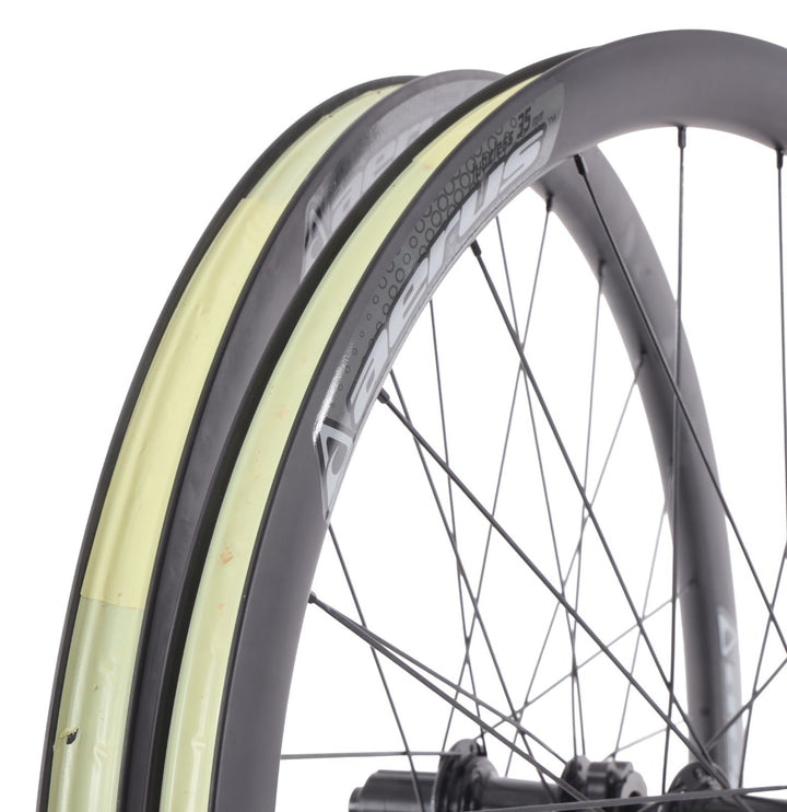Aerus 35 Carbon Tubeless Disc Gravel Bike CL Disc Wheelset 700c Shimano 11 Spd