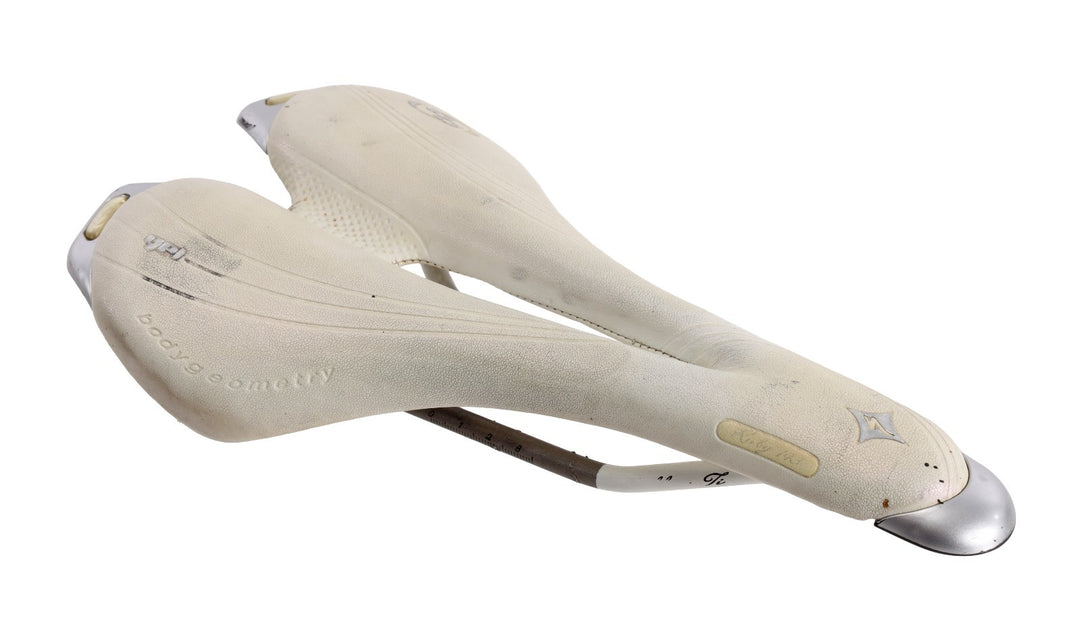 Specialized Ruby Carbon Road Bike 143mm Saddle Women Hollow Ti Rails 7 x 7mm CX