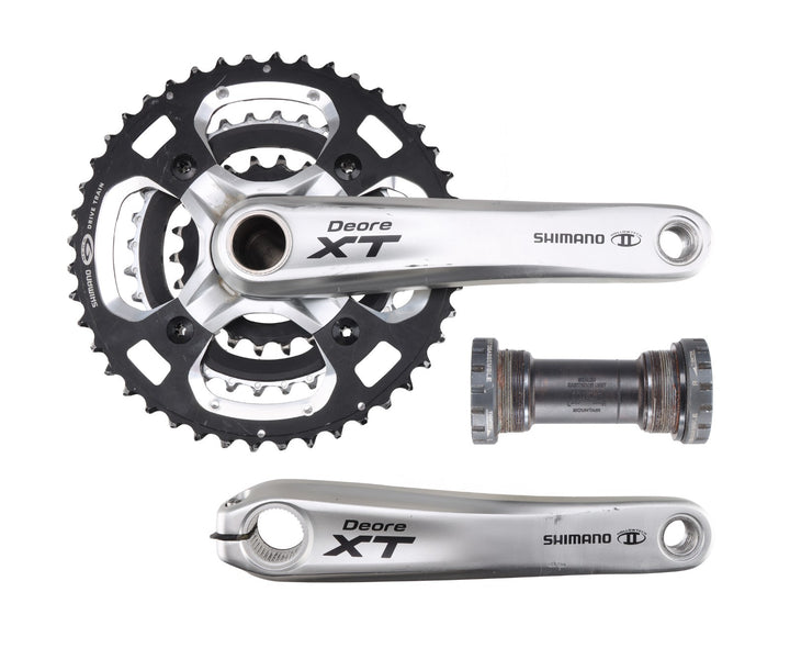 Shimano Deore XT FC-M770 3 x 9 Spd Mountain Bike Crankset 175mm 44/32/22T w/ BB