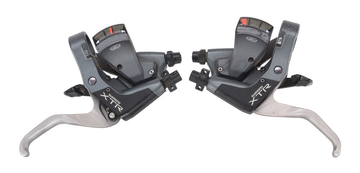 Shimano Deore XTR ST-M952 3 x 9 Spd Dual Control Mountain Bike Trigger Shifters
