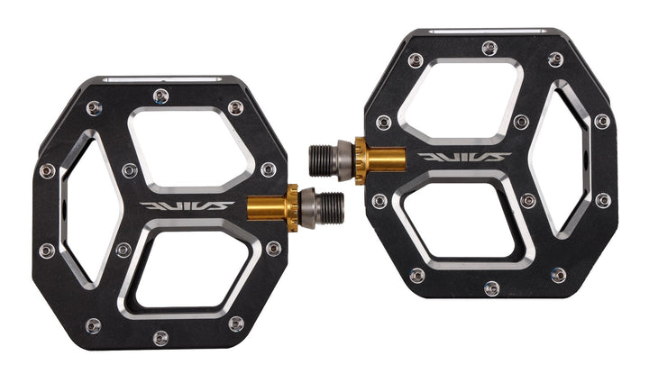 Shimano Saint PD-M828 Flat Platform Mountain Bike Pedals 9/16" Downhill Enduro