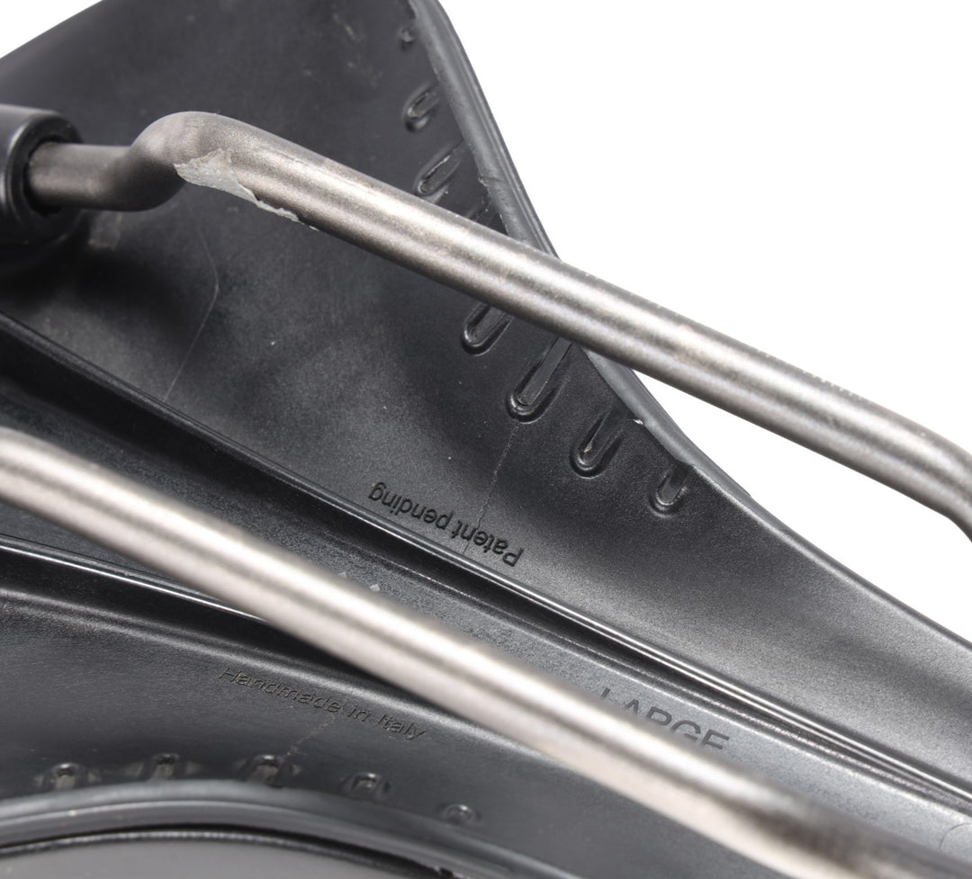 Fizik  Antares R3 Versus EVO Road Bike Saddle Large 149mm BLACK 7x7mm Kium Alloy