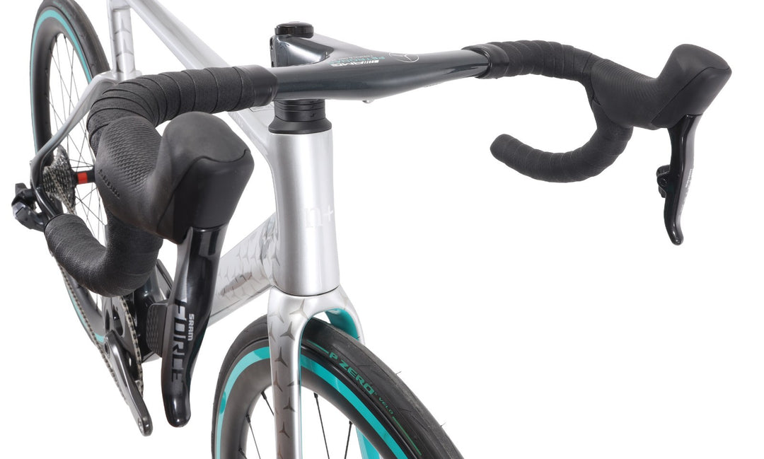 n+ Mercedes-AMG PETRONAS F1 V11 12 Sp Carbon Road Bike 56cm SRAM AXS Ltd Edition