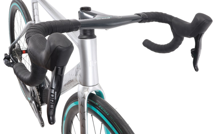 n+ Mercedes-AMG PETRONAS F1 V11 12 Sp Carbon Road Bike 56cm SRAM AXS Ltd Edition