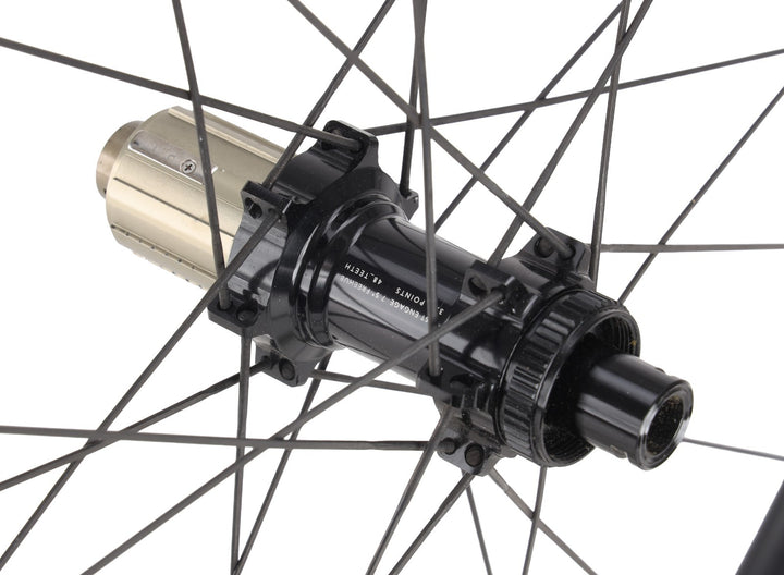 HUNT 54 Aerodynamicist Carbon CL Disc Tubeless Road Wheelset 11s 700c EZO Sprint