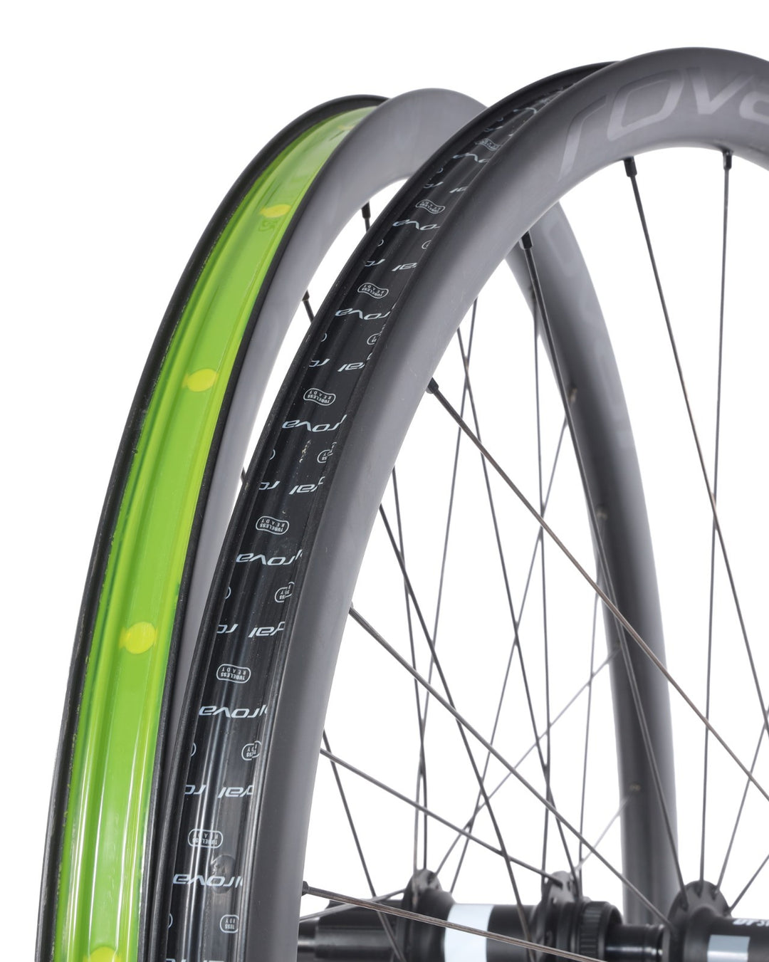 Roval Terra C Carbon Tubeless Gravel Bike Wheelset CL Disc Campagnolo 9-13s 700c