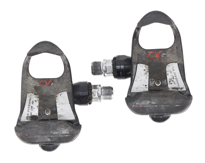 Look CX6 Carbon Clipless Road Bike Pedals 3-Bolt BLACK Q-Factor