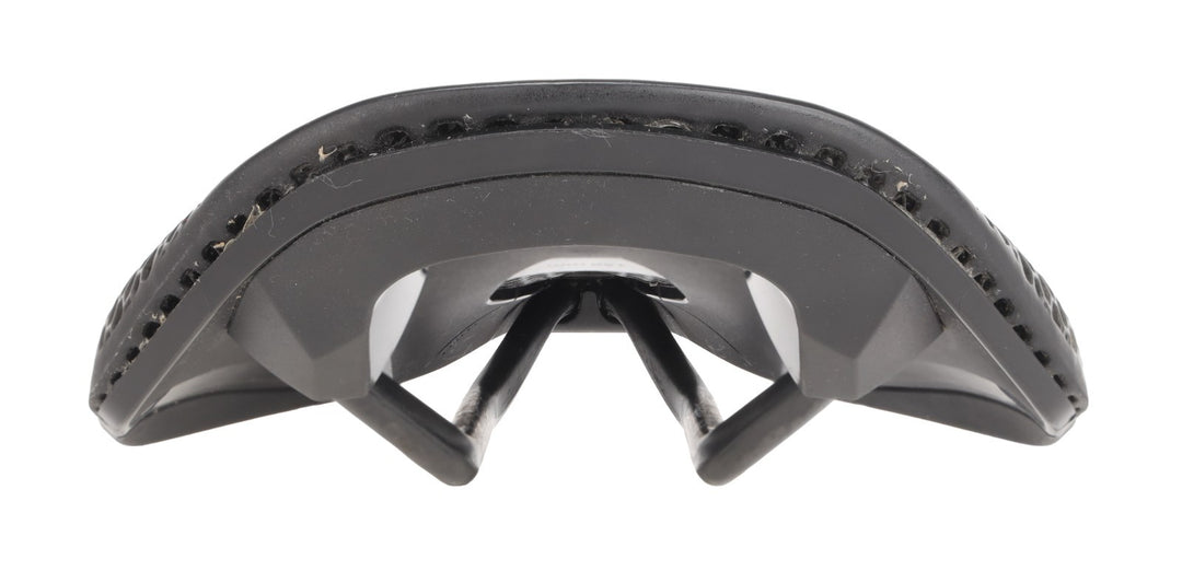 Fizik Vento Argo 00 Adaptive Race Bike Saddle 150mm 7 x 9mm Carbon Rail Road MTB