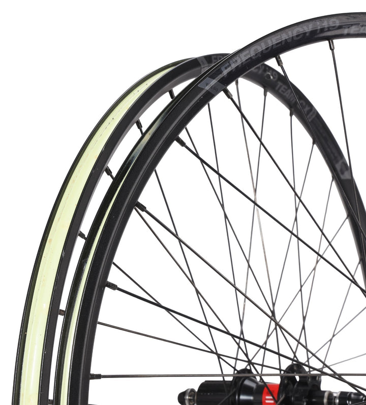 WTB Frequency i19 DT 240s Alloy Tubeless Cross Wheelset Disc Shimano 11s QR 700c