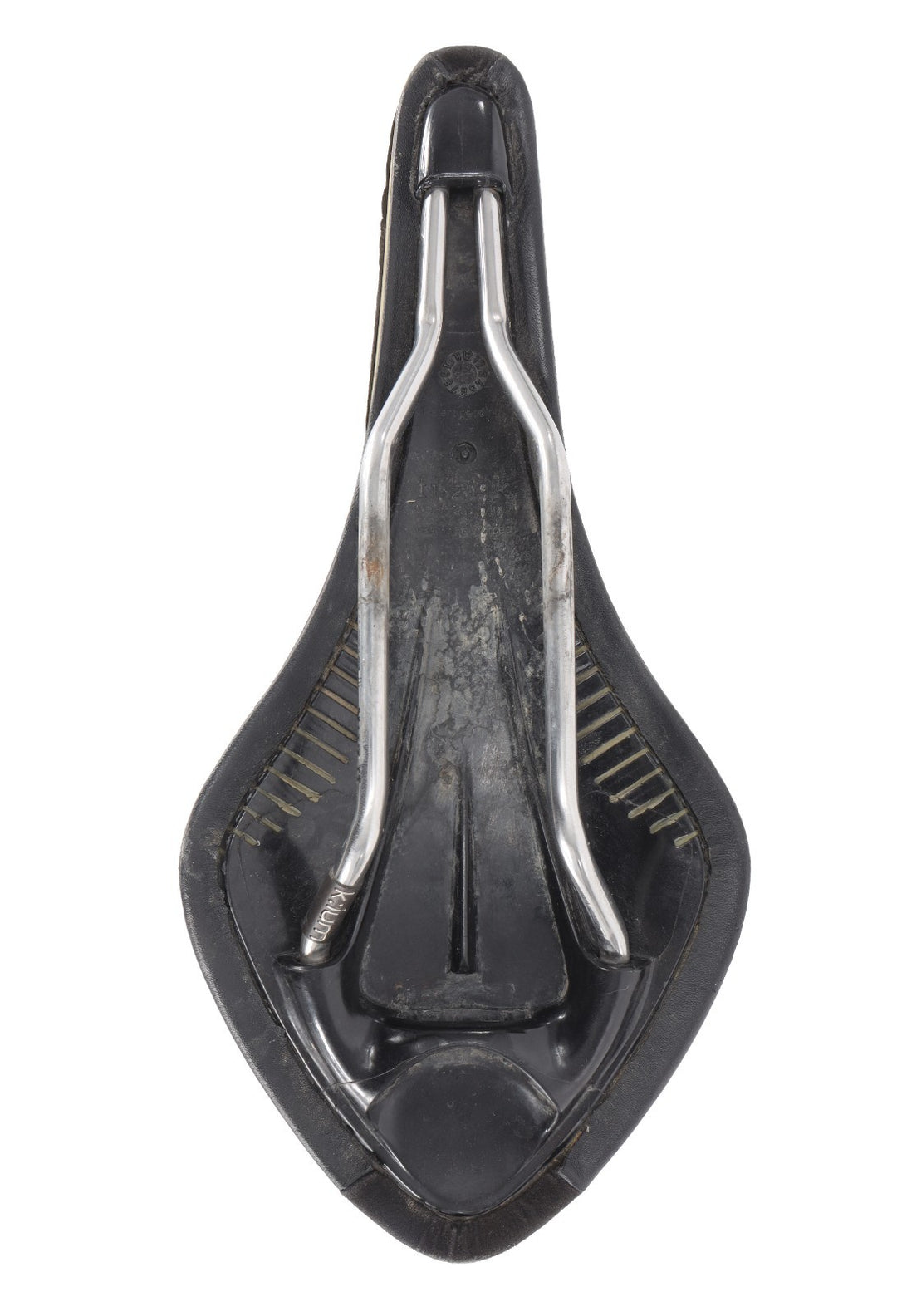 Fizik Arione Carbon Road Bike Saddle 130mm 7 x 7mm Kium Rails BLACK