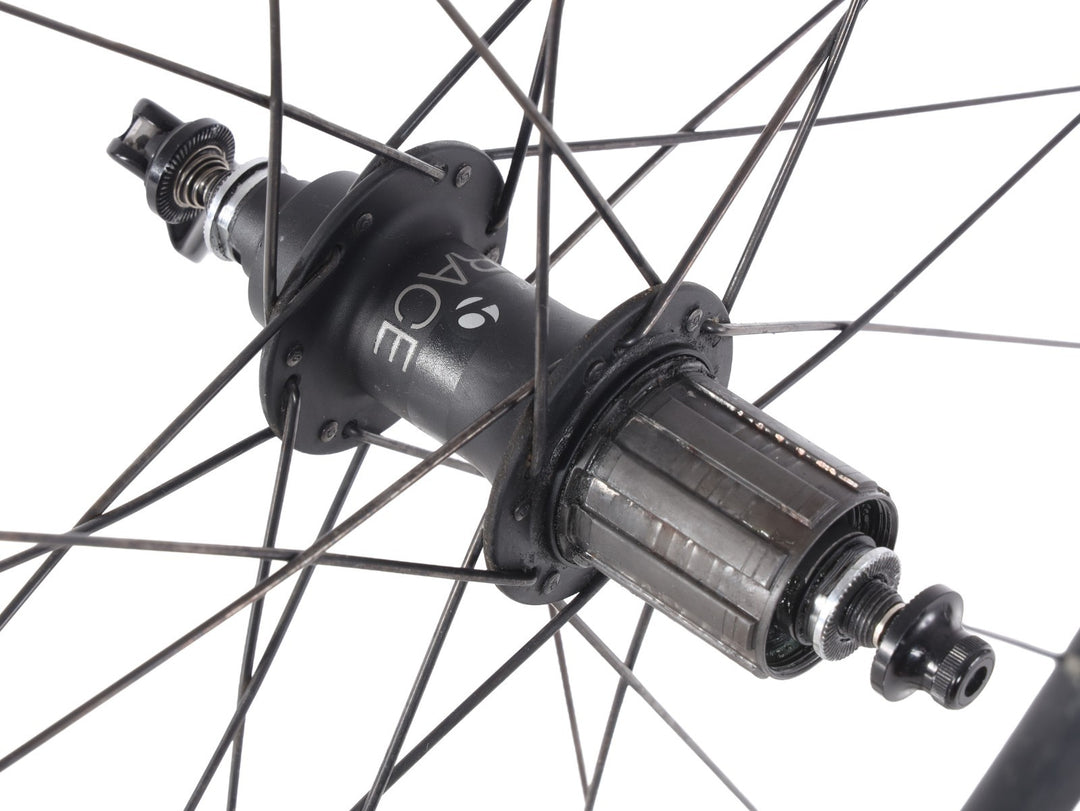 Bontrager Race Alloy Clincher Road Bike Wheelset Shimano 11 Sp Rim Brake QR 700c