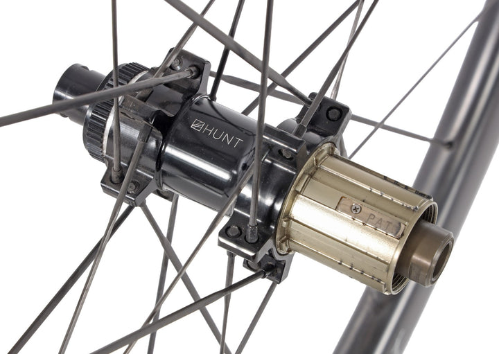 HUNT 44 Aerodynamicist UD Carbon Spoke Disc Tubeless Road Wheelset 11s 700c EZO