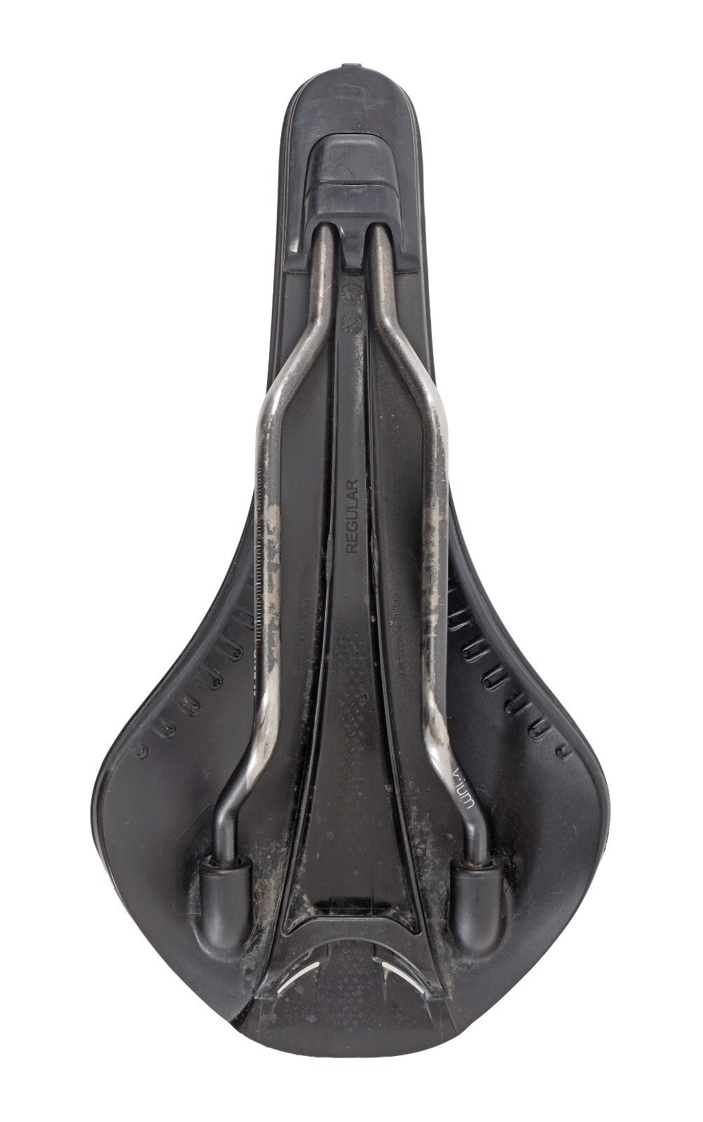 Fizik  Antares R3 Versus EVO Road Bike Saddle 139mm BLACK 7 x 7mm Kium Alloy