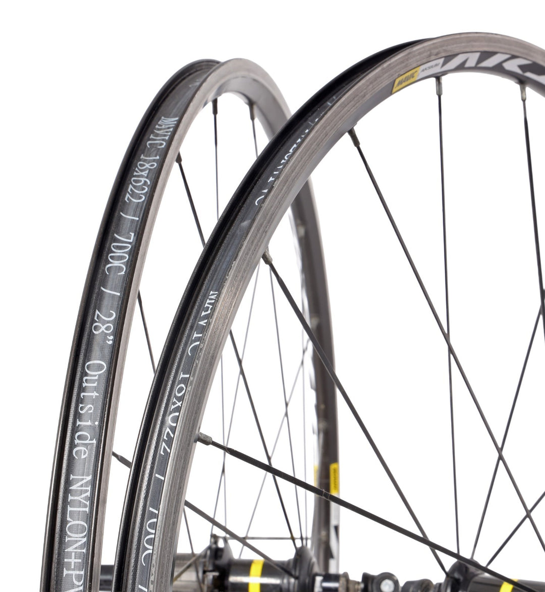 Mavic Aksium Alloy Clincher Road Bike Wheelset 700c Shimano 11 Spd Rim QR Gravel
