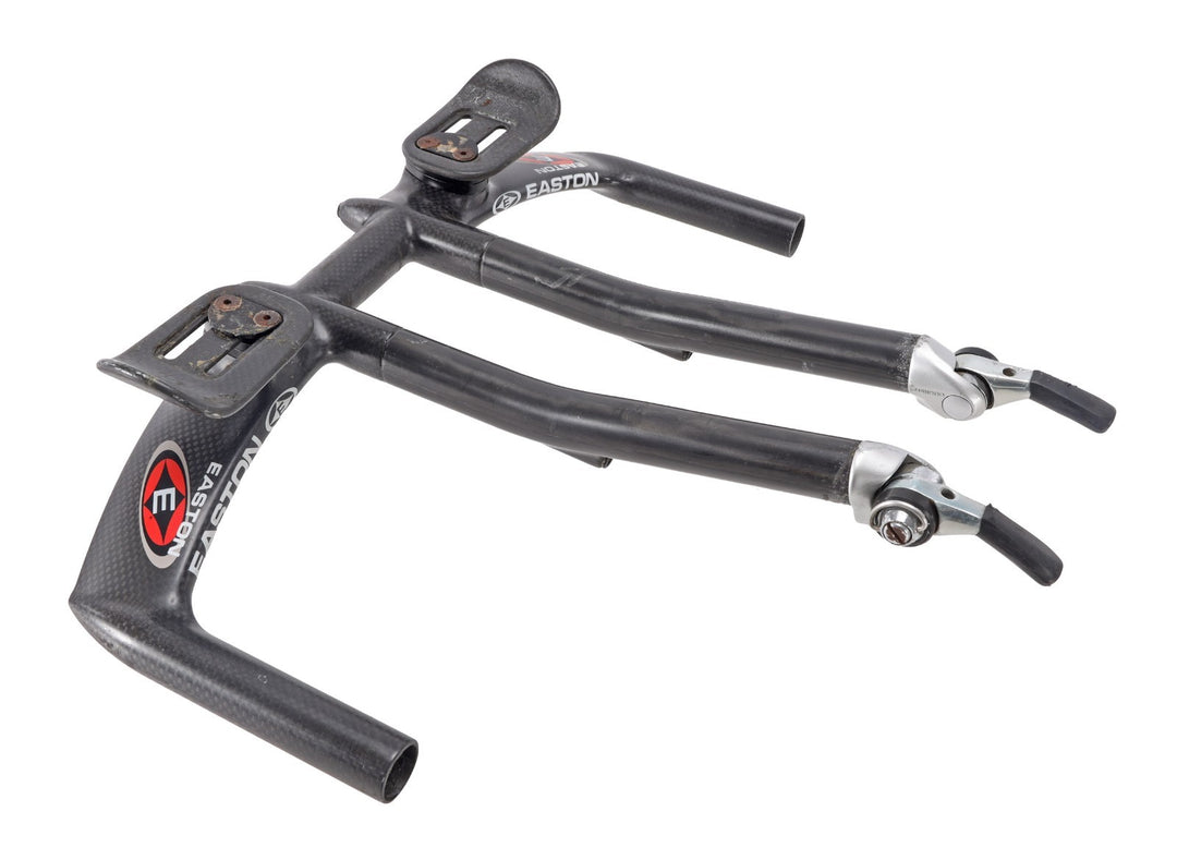 Easton Attack Carbon TT Aerobars Bullhorns 26x 38cm w/ 105 Shifters Triathlon
