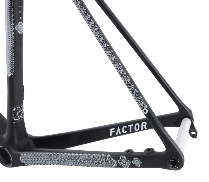 Factor O2 VAM Disc Premium Carbon Road Bike Frameset 58cm Ornate Nero 2023