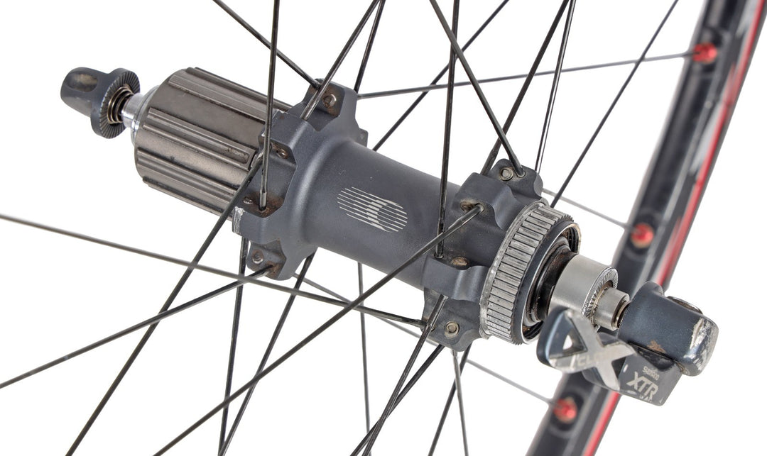 Shimano XTR WH-M975 Alloy 26” Tubeless Disc Mtn Bike Wheelset 9/10s Titanium QR