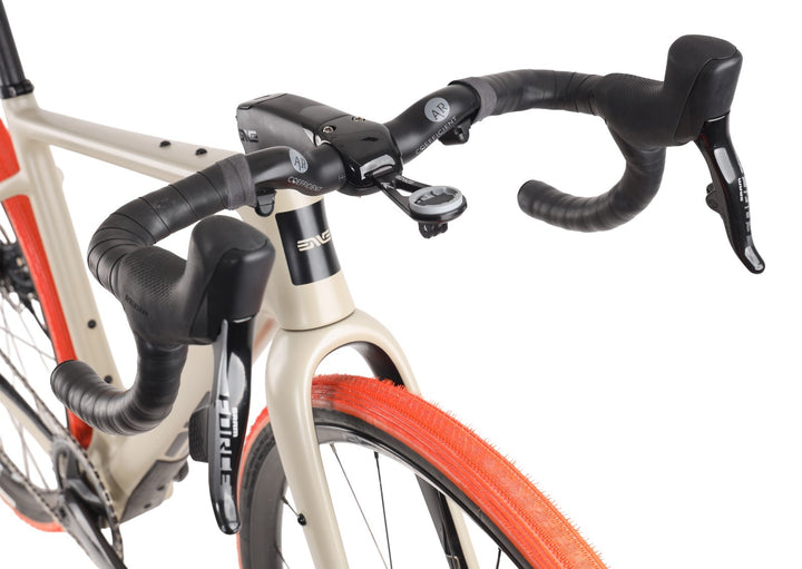 ENVE MOG Carbon Disc 1 x 12 Spd Gravel Bike 52cm SRAM Force AXS SAND Race 2024