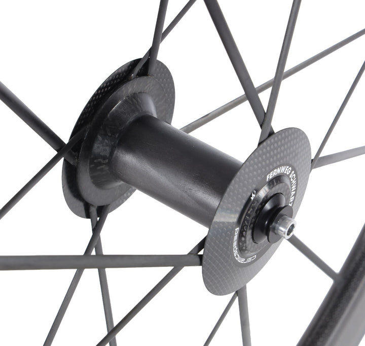 Lightweight Fernweg C Carbon Clincher Road Bike Wheelset 12/13s XDR 700c Rim QR