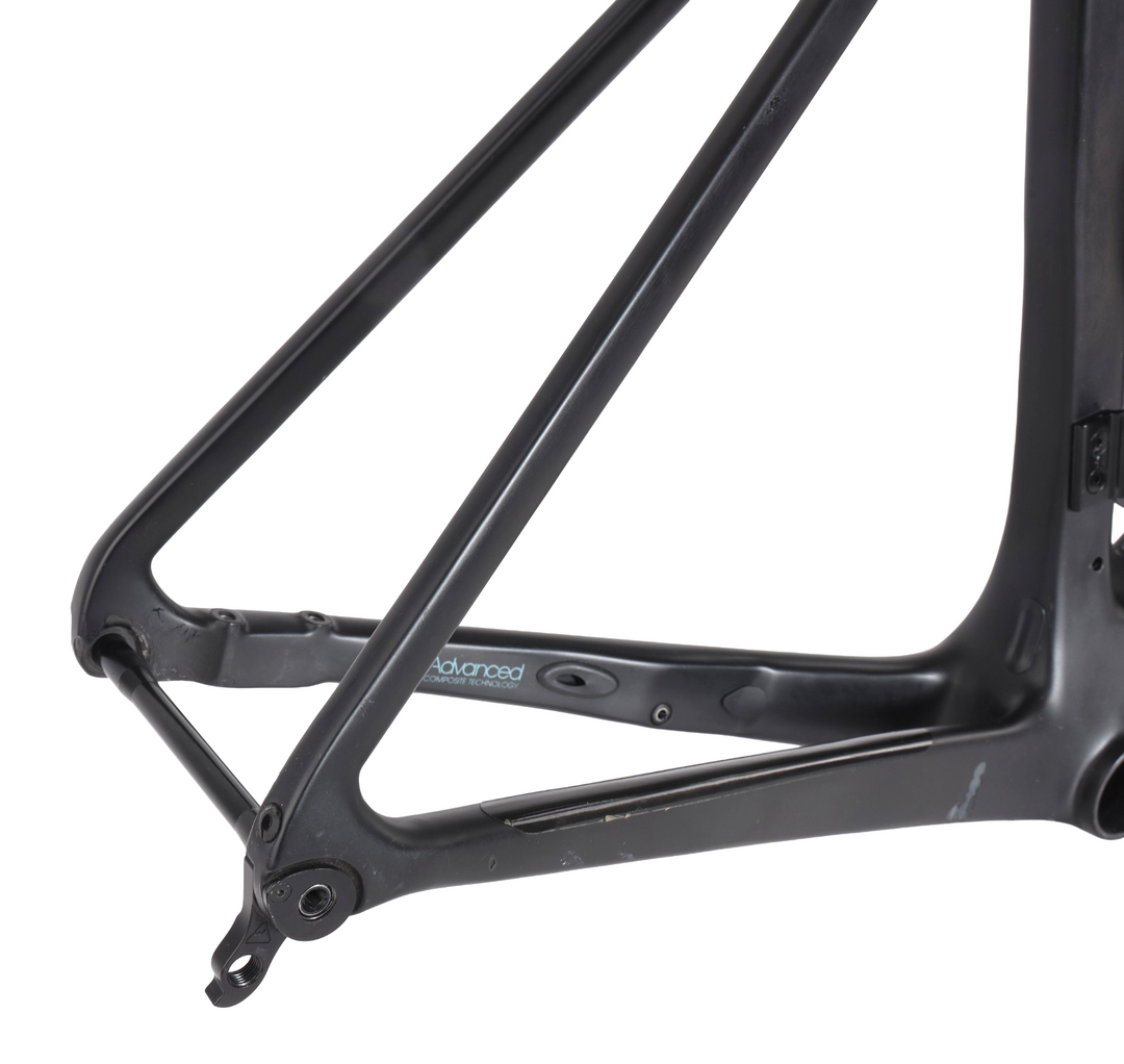 Giant Propel Advanced Pro Disc Carbon Aero Road Bike Frameset MD Black 700c 2024