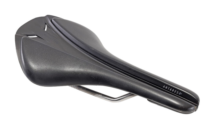 Fizik  Antares R3 Versus EVO Road Bike Saddle 139mm BLACK 7 x 7mm Kium Alloy