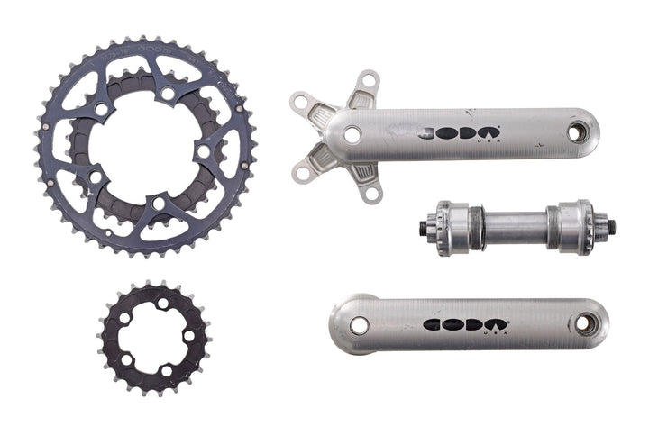 CODA 900 Magic Motorcycle 3x 8/9s Crankset 44/32/22T 175mm Bottom Bracket C9HC