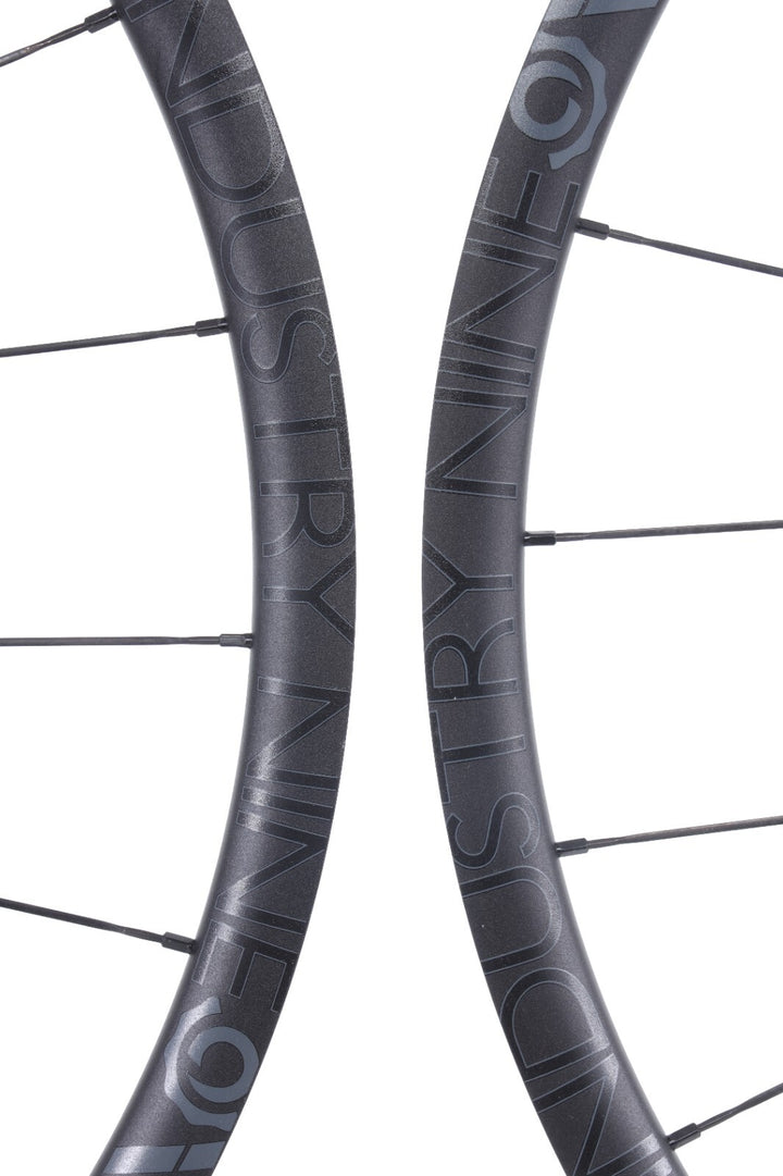Industry Nine AR25 Alloy Tubeless Road Bike Wheelset CL Disc Shimano 11s 700c CX