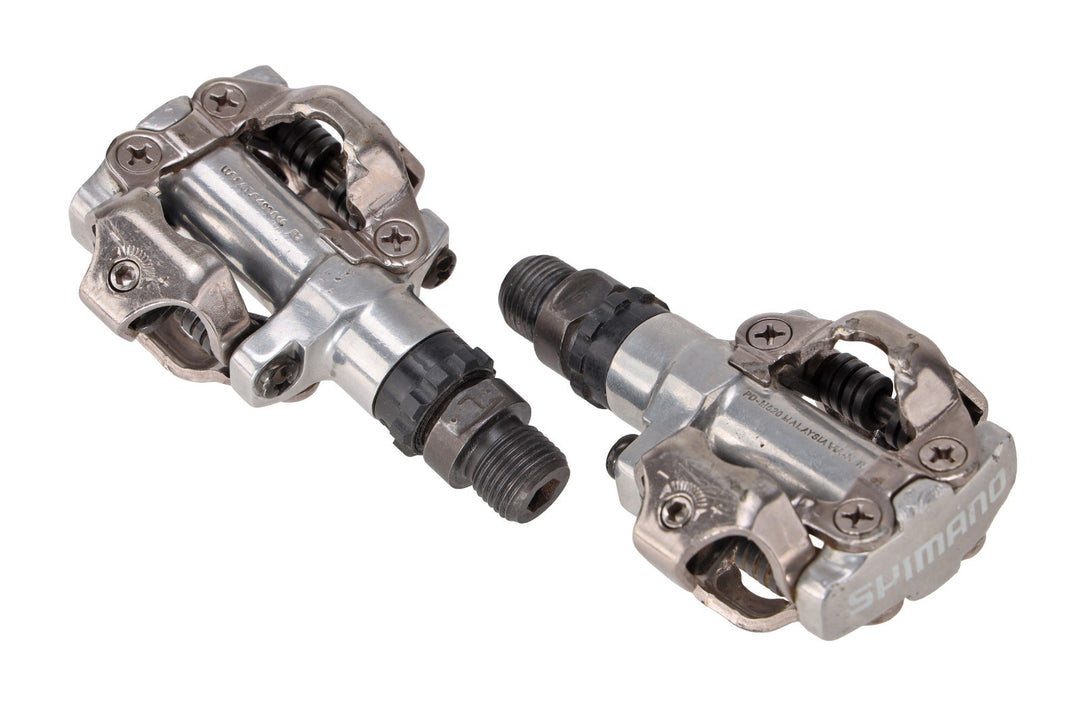 Shimano Deore PD-M520 SPD Clipless Mountain Bike Pedals 2 Bolt 9/16" w/ Cleats
