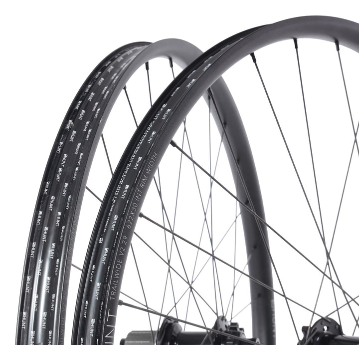 HUNT Trail Wide V2 29 Disc Alloy Tubeless Wheelset 110x 148mm 6B Shimano 11 Spd
