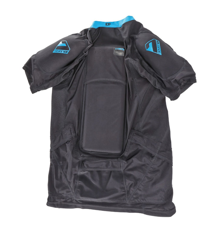 7iDP MTB Flex Body Protector BLACK w/ Alpinestars Paragon Plus Elbow/Knee Pads S