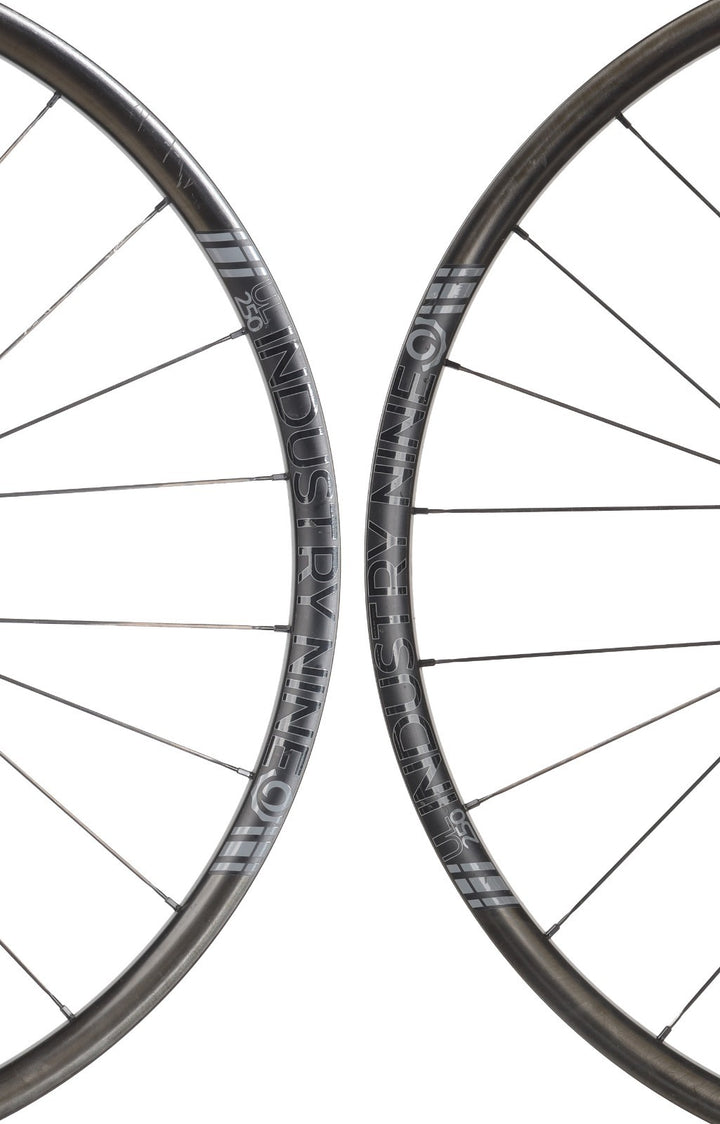 Industry Nine UL250c Gravel Disc Carbon Tubeless Torch Wheelset 700c Shimano 11s