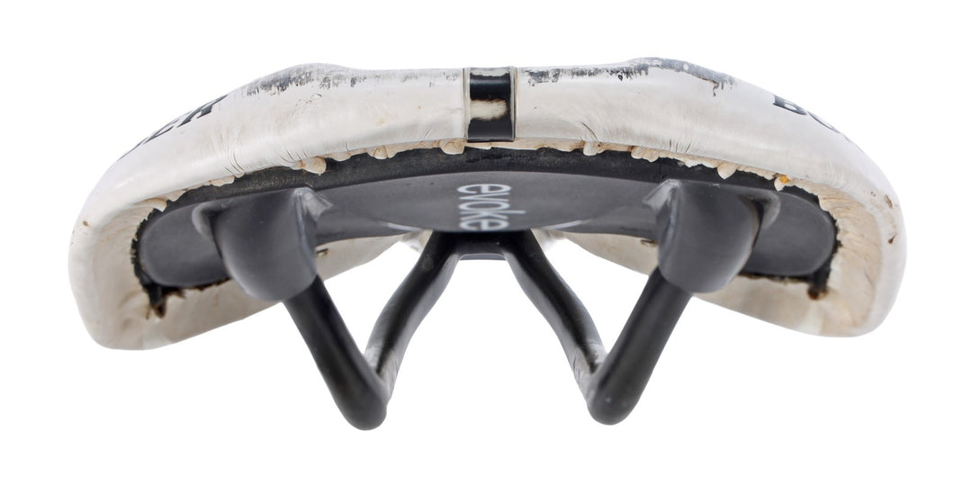 Bontrager Evoke RXL Carbon 138mm Mountain Bike Saddle 7 x 10mm Rails WHITE