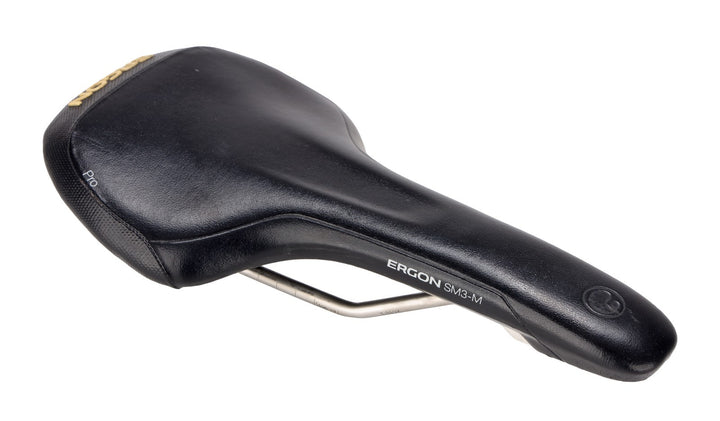 Ergon SM3 Pro Mens Mountain Bike Saddle S/M 144mm 7 x 7mm TiNox Carbon Shell