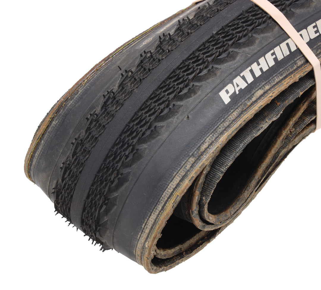 Specialized Pathfinder PRO Tubeless Gravel Bike Tire 700 x 38c BLACK 2Bliss