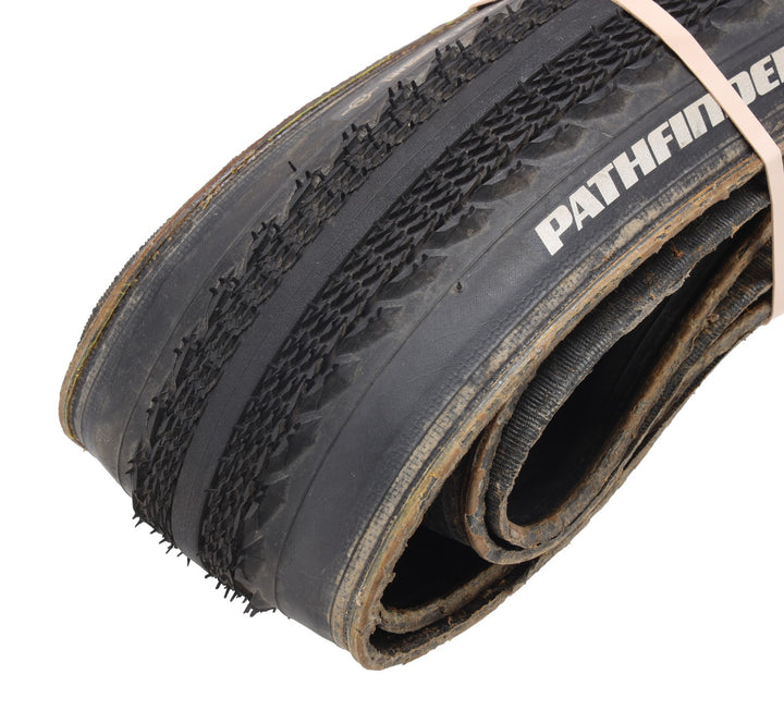 Specialized Pathfinder PRO Tubeless Gravel Bike Tire 700 x 38c BLACK 2Bliss
